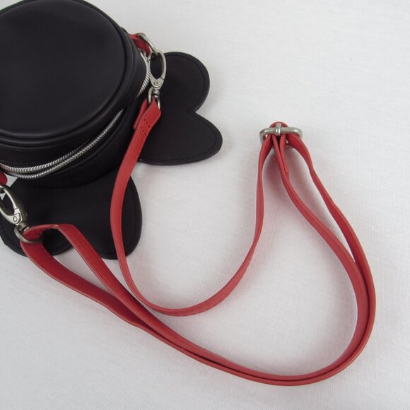 Minnie Mouse Child Purse With Adjustable Strap Minnie Face Zipper Closure - Picture 16 of 16